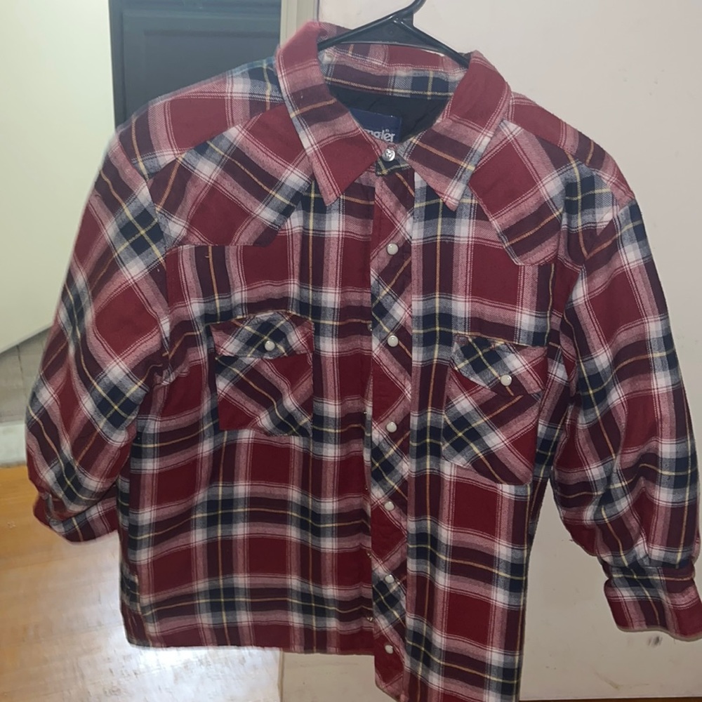Wrangler Plaid JacketSize Medium, Mid Sleeve